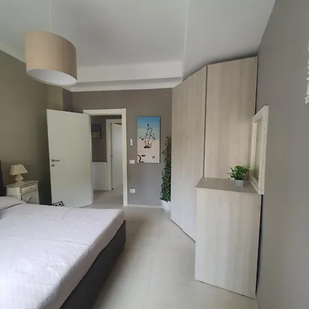 Apartment La Roja Grand Apartement Luxury 3 Bedrooms