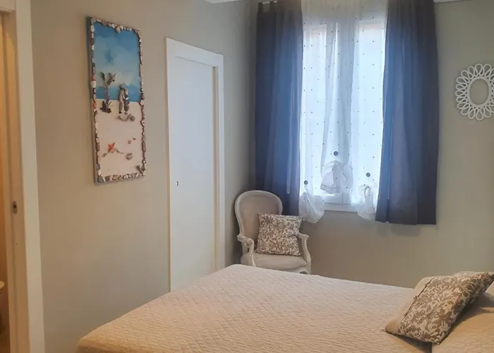 Апартаменты La Roja Grand Luxury 3 Bedrooms