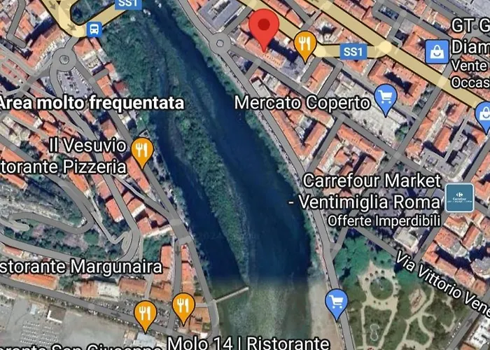 La Roja Grand Luxury 3 Bedrooms Вентимилья